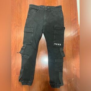 KDNK cargo jeans size medium
